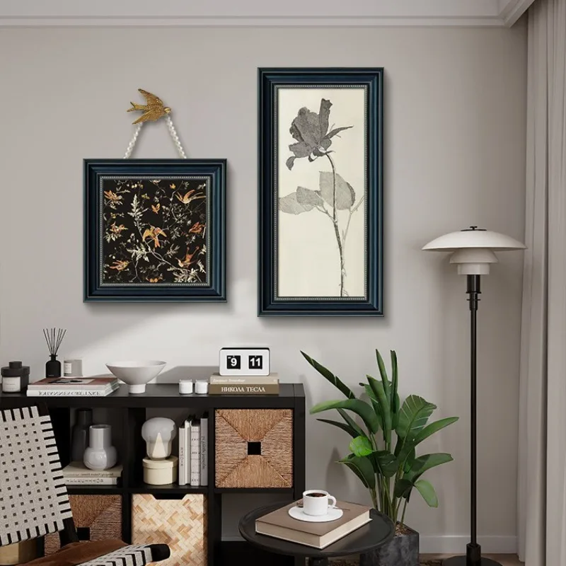 

French retro porch decoration niche art combination hanging painting pearl hanging chain swallow decoration antique mural