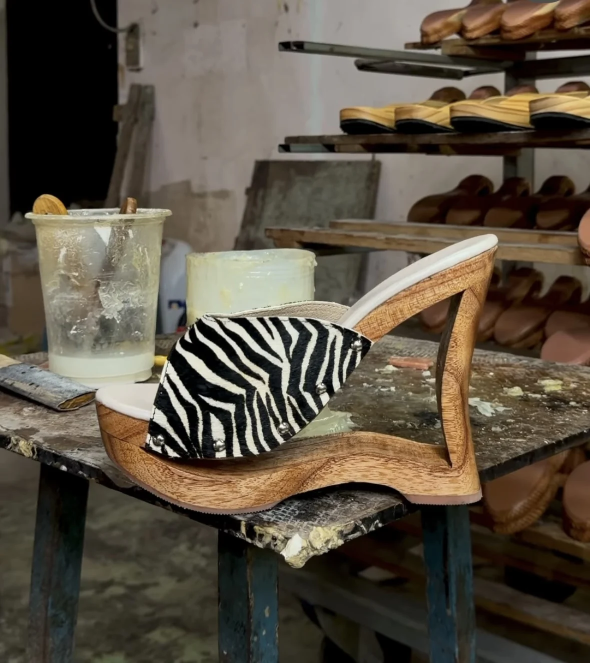 Zebra Print Wooden Heel Mules Women Open Toe Slip On Sandals Unique Sculptural Block Heel Summer Fashion Party Dress Slippers