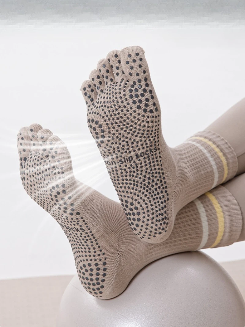 Five-finger yoga socks for women's professional non-slip women's Pilates training spring and autumn indoor fitness socks