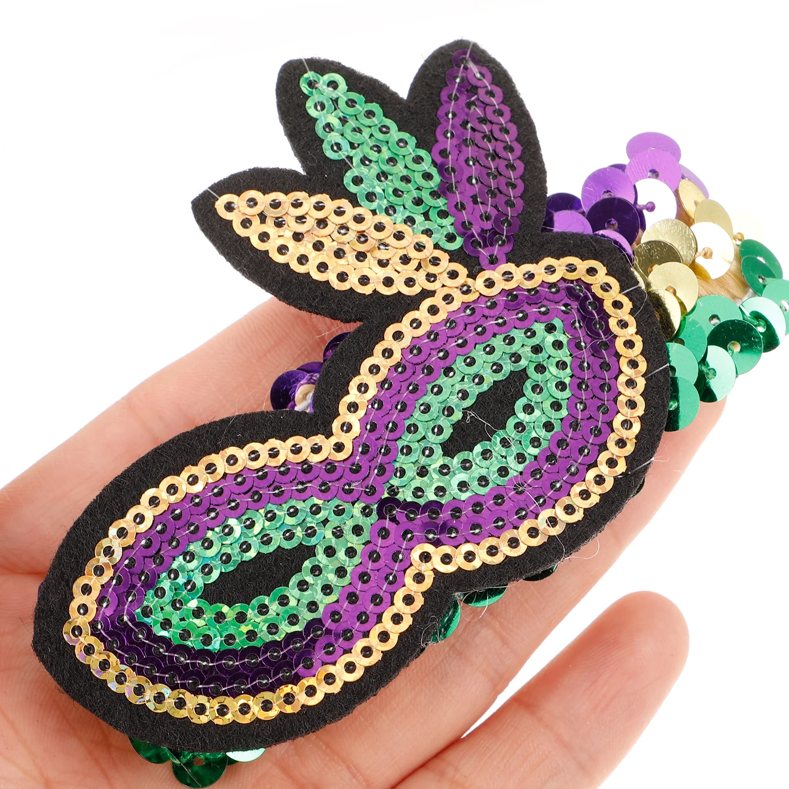 

2pcs Sequin Bracelet Mask Shamrock Pattern Stretchy Irish Party Favors Decorative Wristbands Photo Prop Gift for St Patrick's