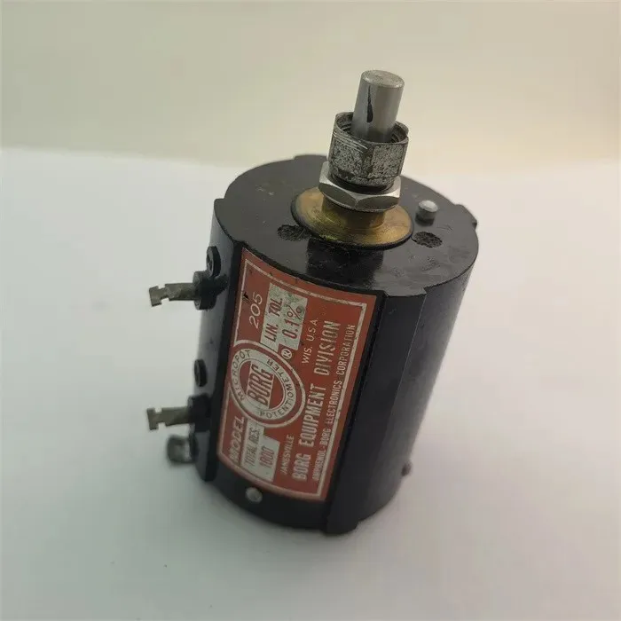 Model 2051K 0.1% 10-turn multi-turn potentiometer, shaft diameter 6.4 m