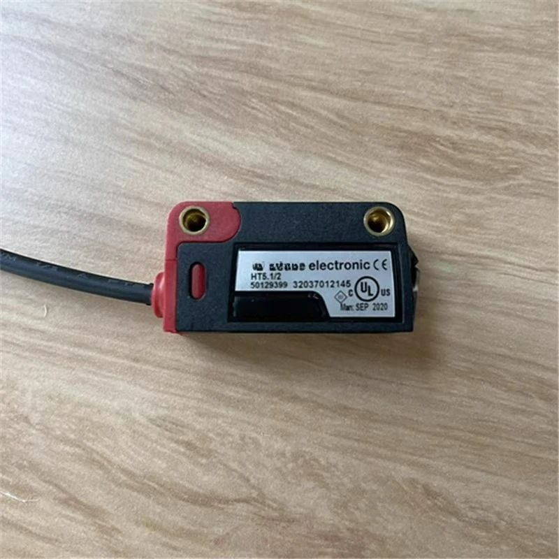 

Подходит для фотоэлектрического датчика Leuze HT5.1/2 в Германии.