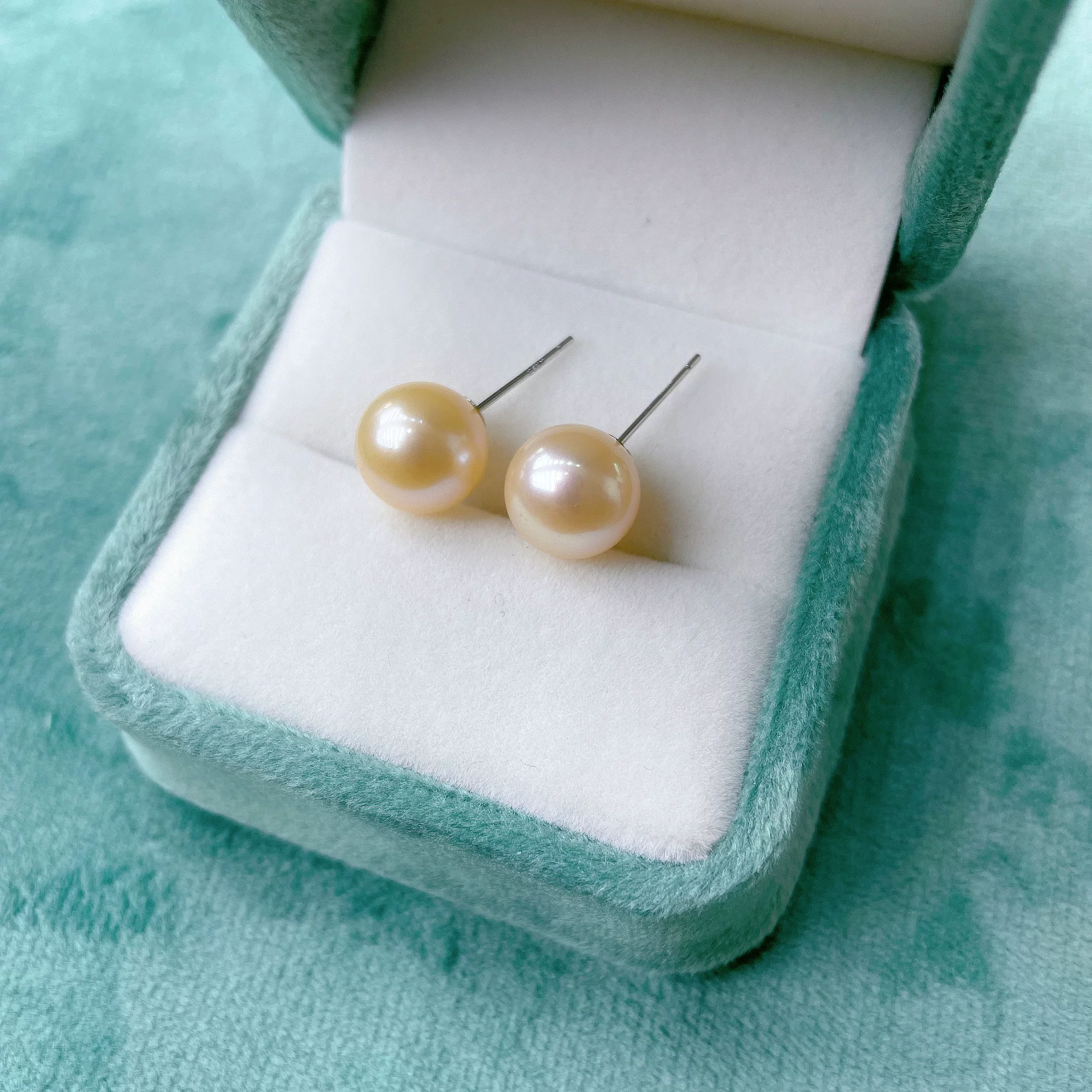 

Classic Earrings AAAA9-10mm/10-11mm Natural Gold Pearl Earrings/18K-AU750 White Gold+18K-AU750Yellow Gold