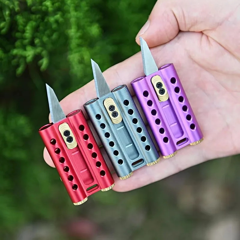 Multi functional paper cutting knife portable mini push Latin American knife keychain pendant disassembly express knife