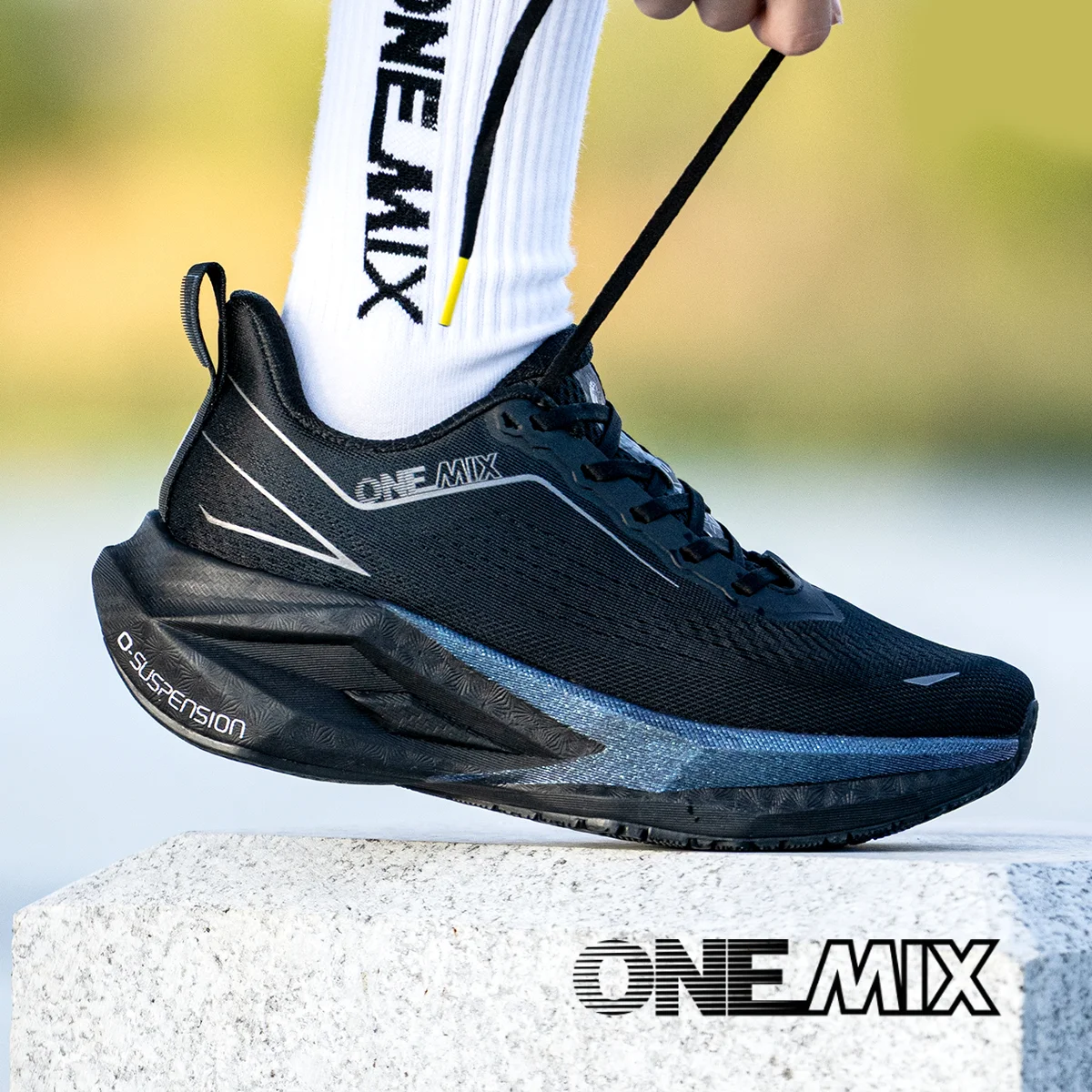 Мужские кроссовки ONEMIX, сверхлегкие кроссовки для занятий спортом на открытом воздухе, для тренировок и бега, противоскользящая износостойкая обувь для ходьбы