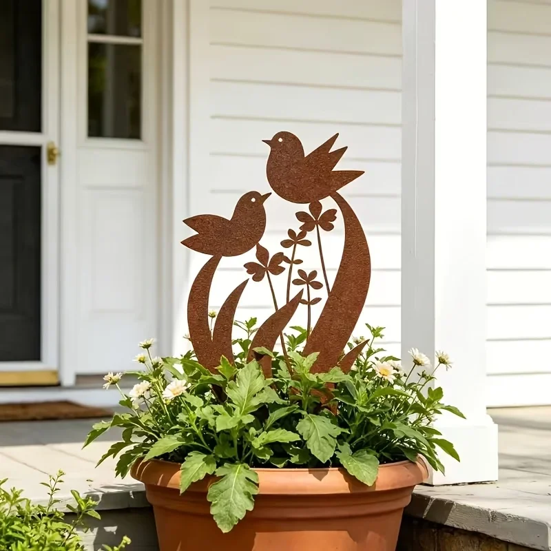 【2D Flat】Vintage Rusty Iron Bird Ground Plug – Retro Outdoor Garden Sculpture – Weatherproof Yard Lawn Decor