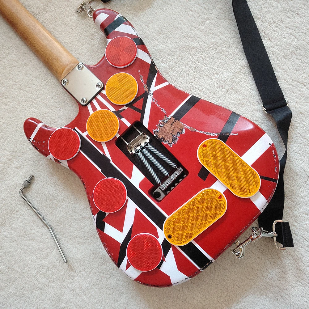En stock, hardware de cromo y níquel, sistema de vibrato Freud, guitarra eléctrica reliquia conmemorativa clásica, entrega rápida