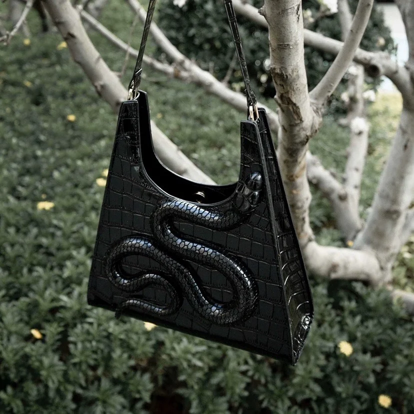 

Designer Brand Crocodile Leather Underarm Zipper Snake Bag Handbag Shoulder Bags for Women