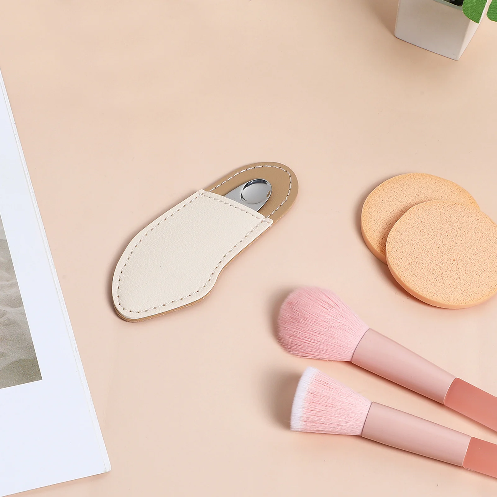 Stainless Steel Spatula for Makeup Mixing Foundation Blush Eye Shadow Lip Color Metal Beauty Tool Resists Breakage