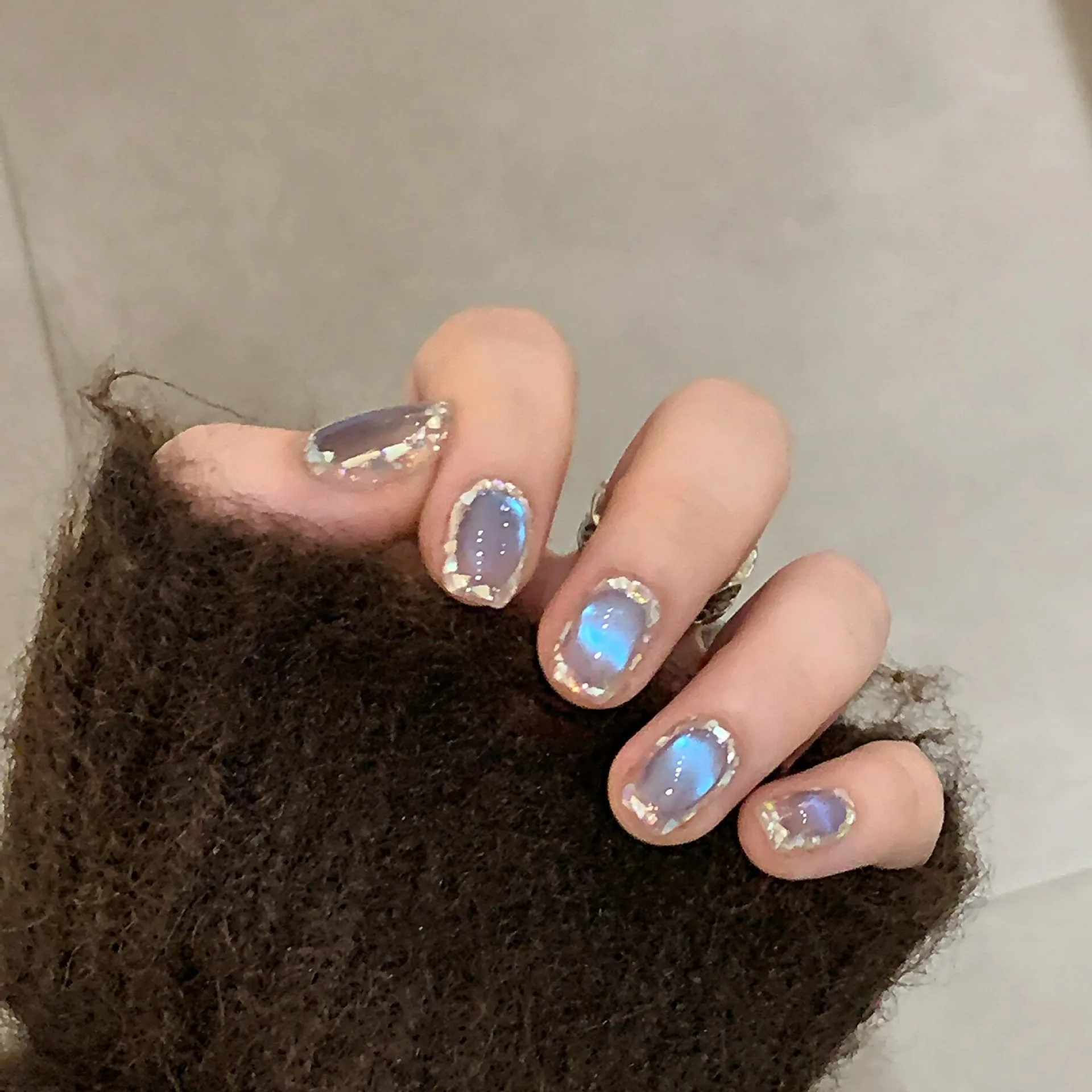 

10pcs Handmade Press on Nails Blue Flash Cat's Eye Full Coverage Nail for Women&Girl Short Bean Removable Wearable Nail Art
