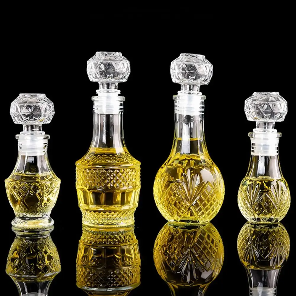 1Pcs 50ml Transparent Small Empty Spirit Whisky Wine Bottle Mini Glass Alcohol Liquor Bottles With Screw Cap Whiskey Decanter