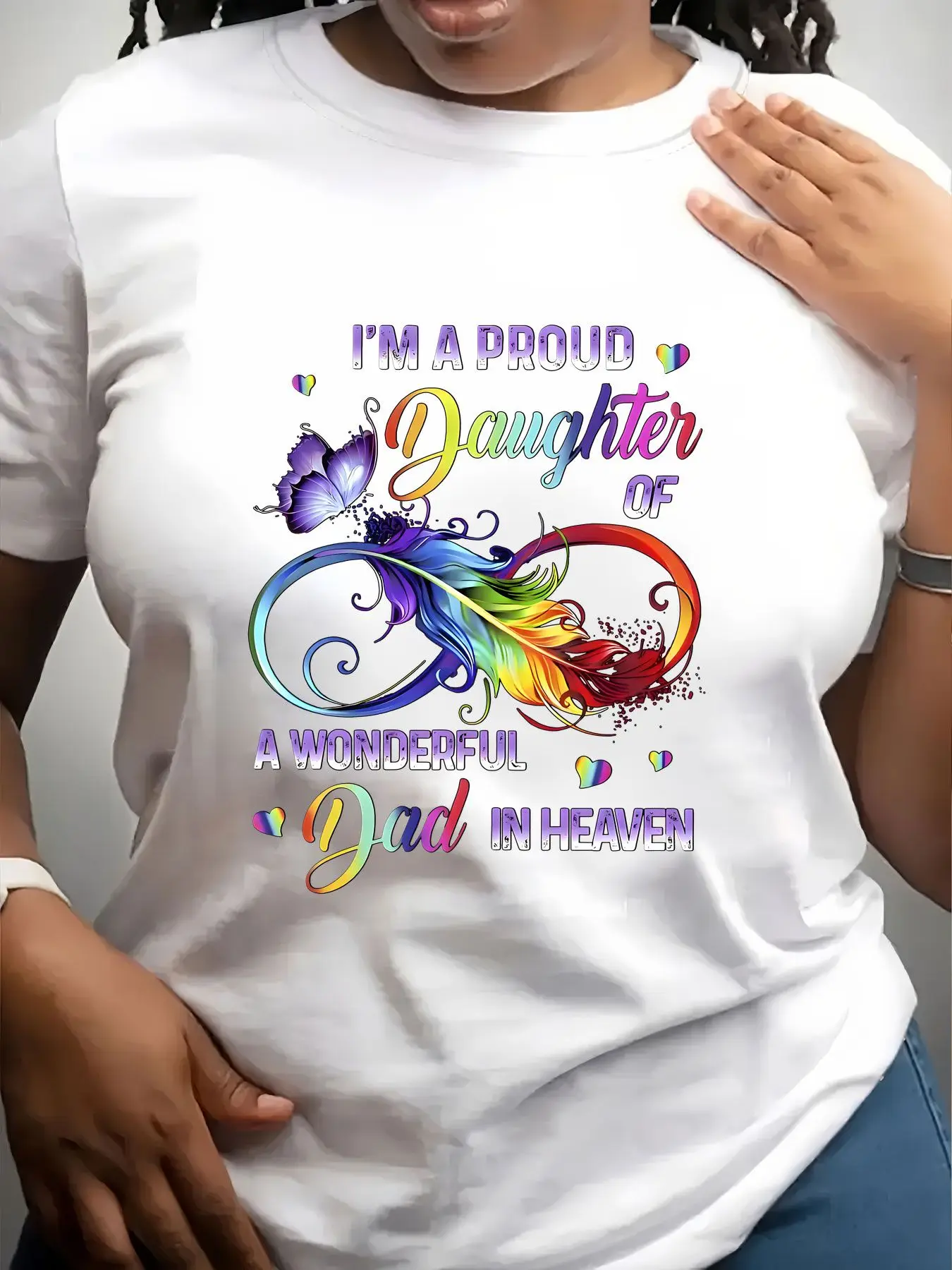 Women's Trendy Crew Neck T-Shirt Proud Daughter of Dad Suitable for Casual Sportswear