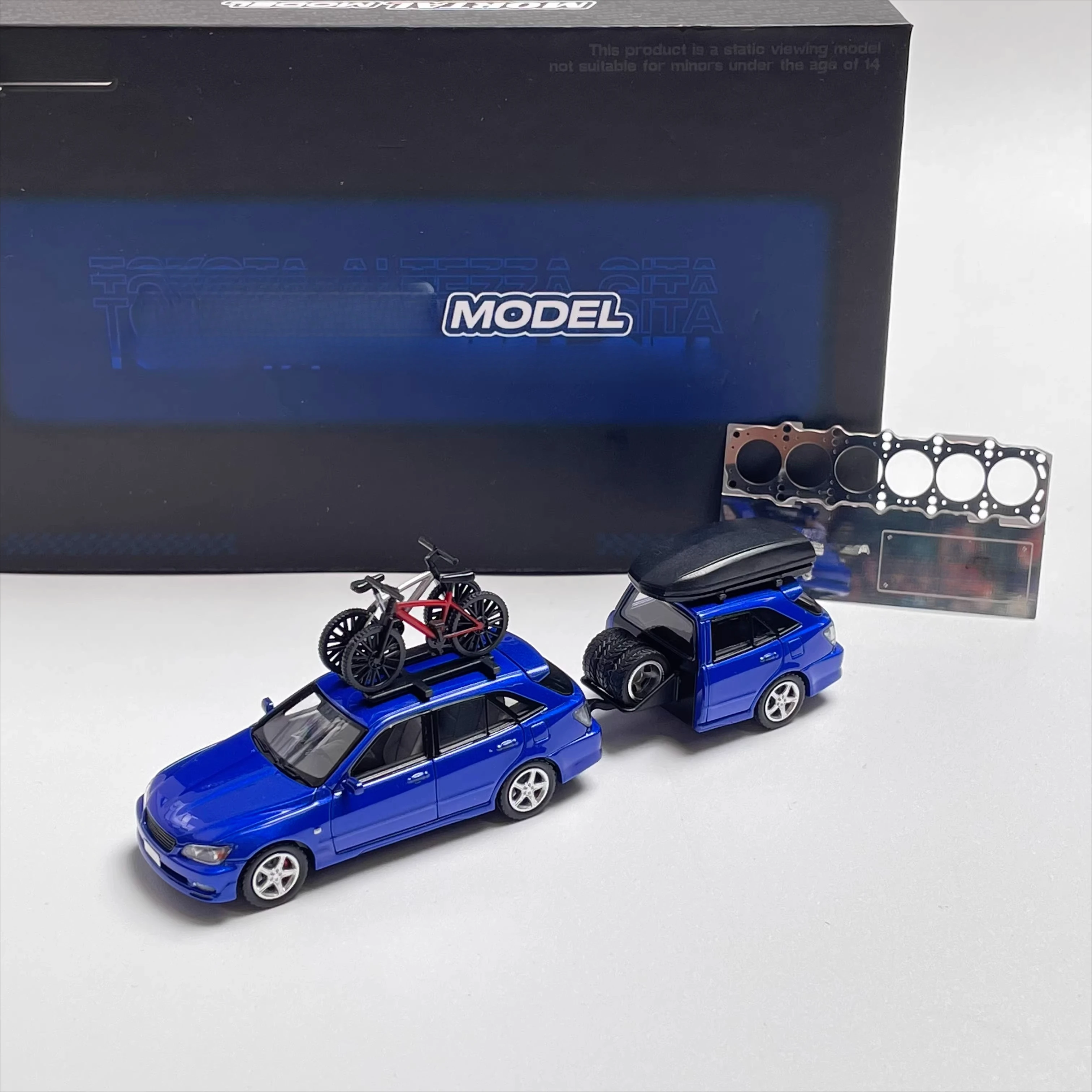 FOR BiteShark Trailer Version car model 1:64 Alloy material ornaments for  collection display and appreciation
