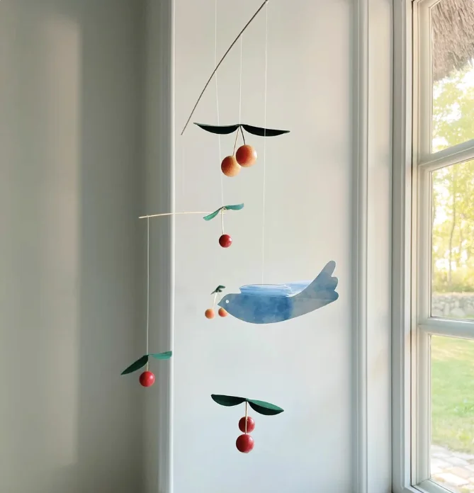 Cherry Pigeon Wind Chimes Living Room Window Side Hanging Decorations Bedroom Toys Children Furniture Decorative Accessories