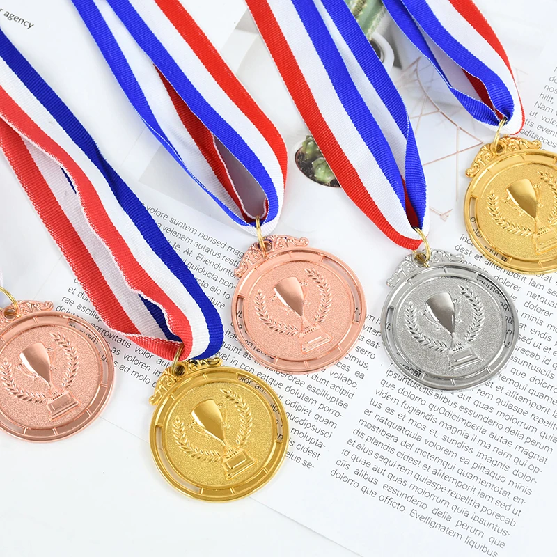 6/1Pcs Alloy Gold Winners Medals Sports Prize Awards Toys For Sports Competition Kids Birthday Party Favors Pinata Fillers