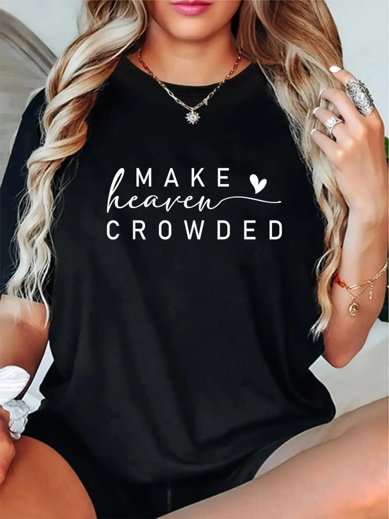 تي شيرت نسائي مستوحى من الإيمان المسيحي "Make Heaven Crowded" - تي شيرت أسود كاجوال بأكمام قصيرة ورقبة دائرية مع أبيض وقلب