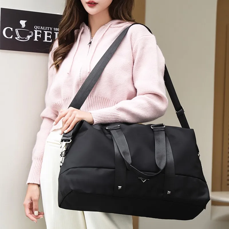 Hot Selling Solid Color Oxford Women's Travel Crossbody Bag 2024 New Business Travel Sports Large Capacity Men's Travel Handbag