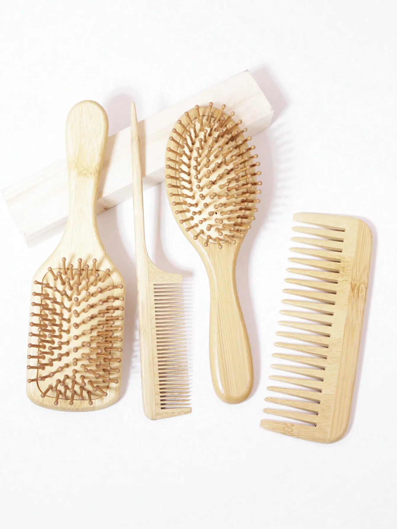 

4Pcs Bamboo Paddle Hairbrush Set - Wide Tooth Detangling Comb for Curly Hair