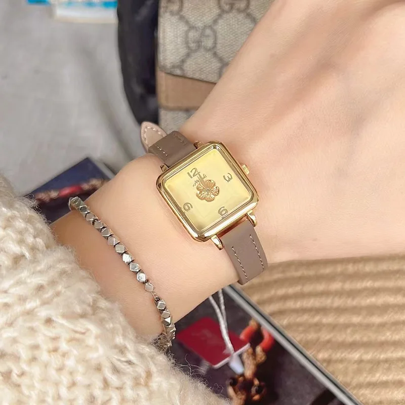 Рисунок 5 - Новые модные квадратные женские