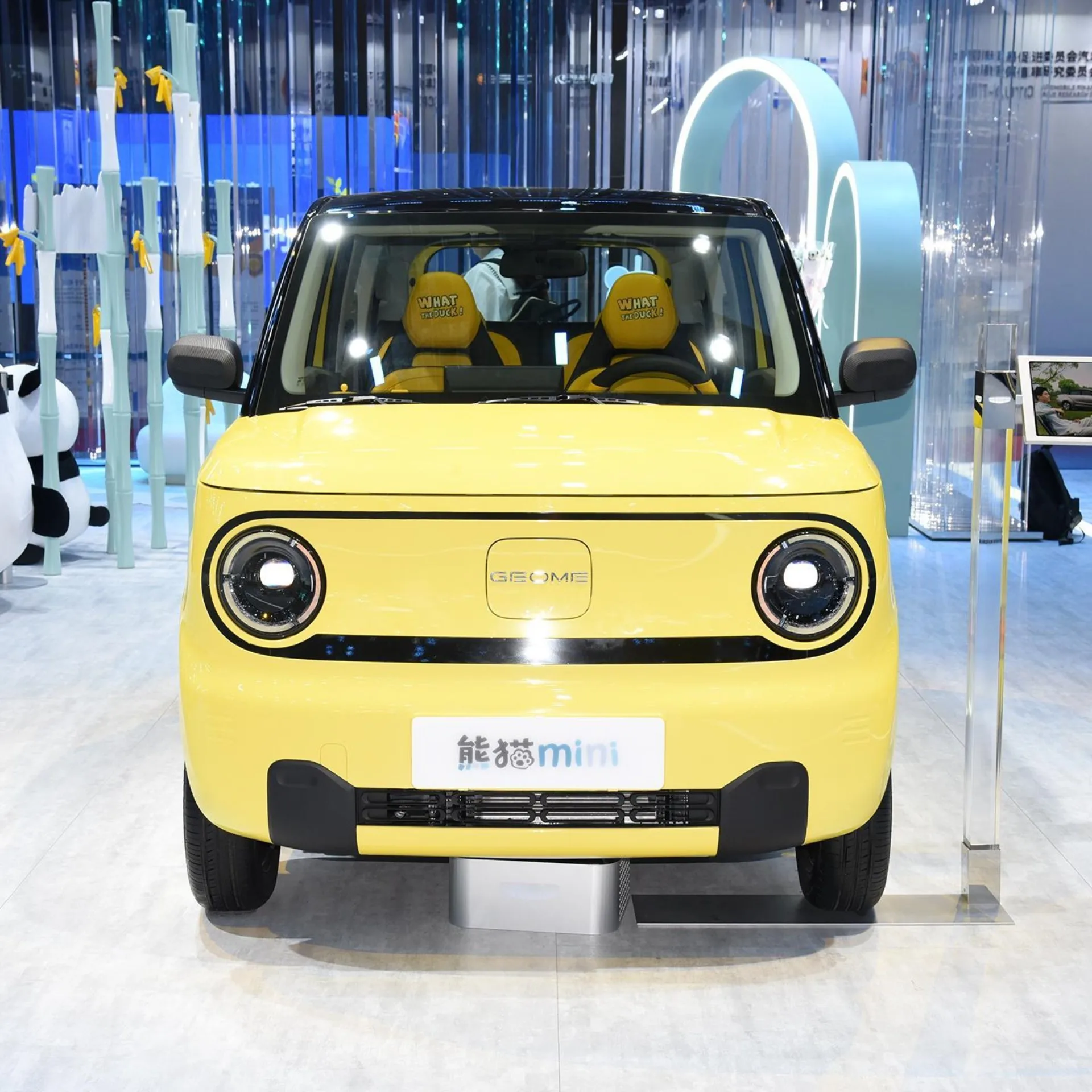 Panda MINI EV Factory Price 200KM Long Range New Electric Car for Geely Panda MINI