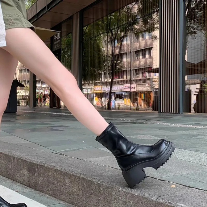 Botas elásticas de salto alto para mulheres, cabeça redonda, versátil, casual, celebridade da internet, confortável, temperamento, outono, inverno, 2022