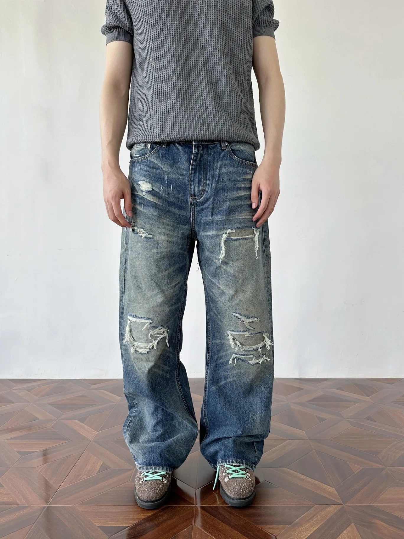 American High Street Retro Washed Street Old Broken Holes Scratched Loose Straight Mopping Jeans Men