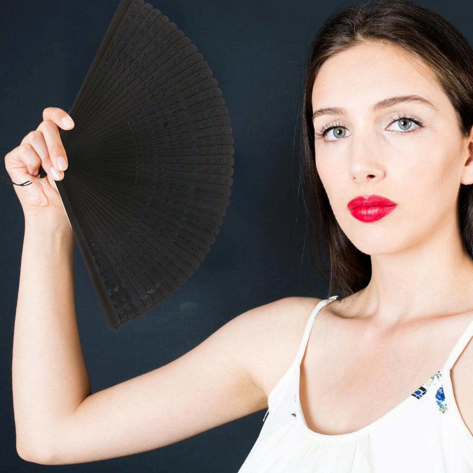 

Bamboo Hand Fan Japanese Style Compact Exquisite Traditional Chinese Attire Stylish Summer Wedding Party Accessory