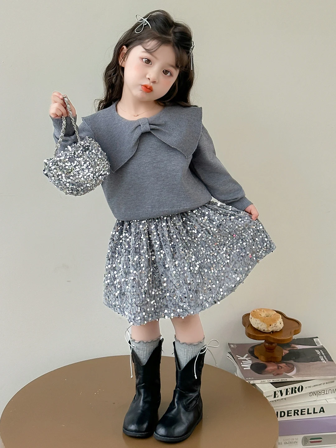 

Вязаный свитер для девочек, весенне-осенняя юбка с узлом, комплект из двух предметов с блестками, дышащий легкий длинный све, круглый ...