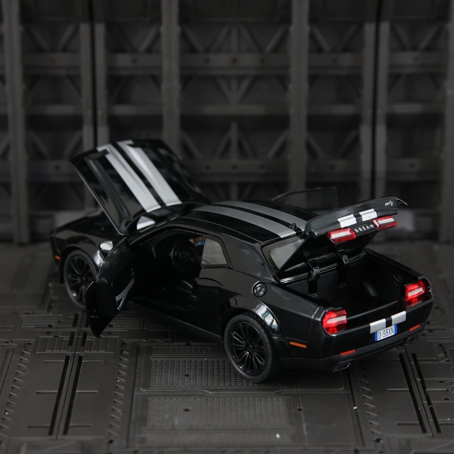 1:22 Dodge Hellcat SRT liga modelo de carro supercar porta de carro de brinquedo infantil e porta do capô do motor pode ser aberto