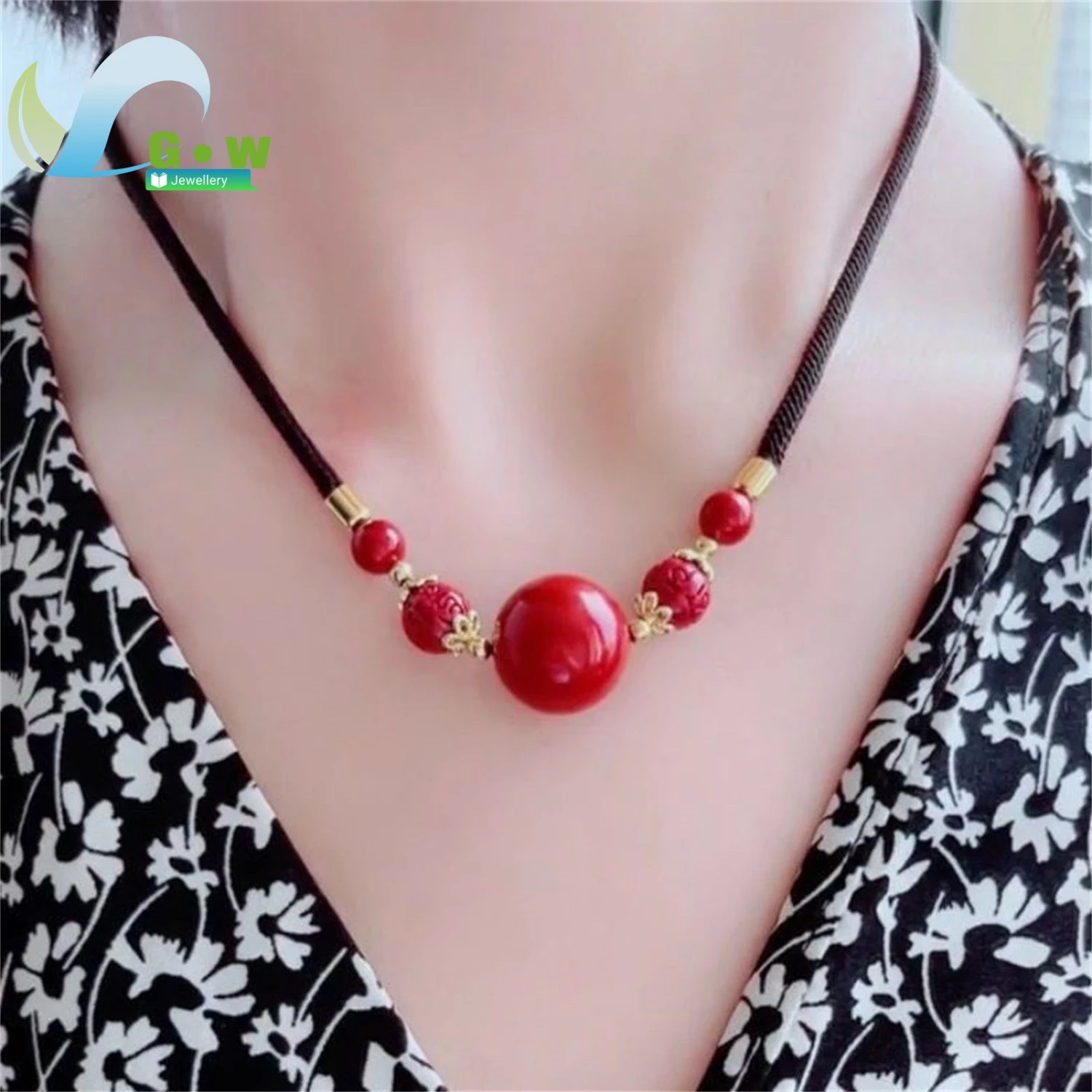 

Натуральный драгоценный камень, красный агат, бусина любви, регулируемое колье-колье, магнитная застежка, нежные счастливые украшения, значимый подарок для нее