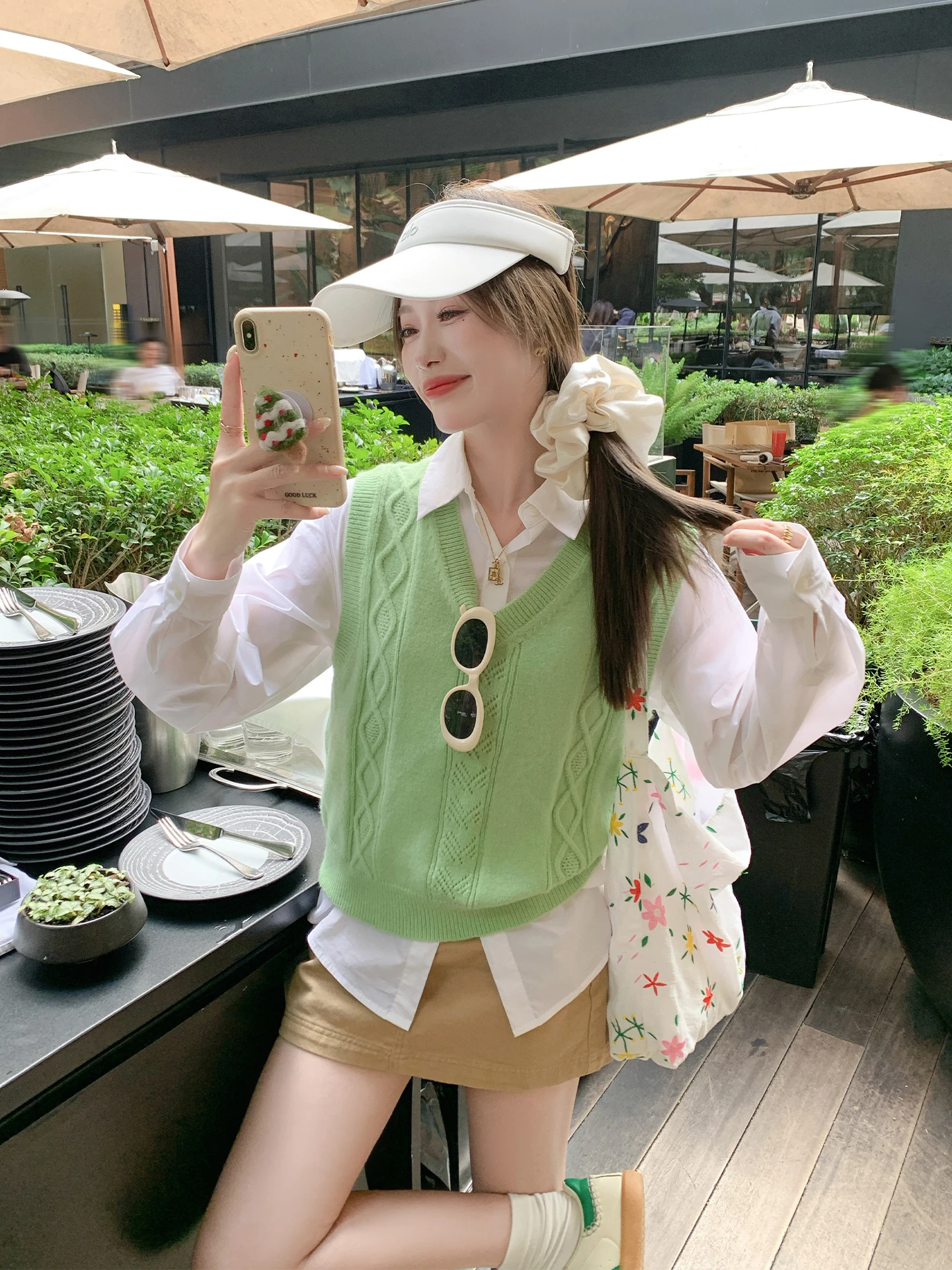 

Zeng Xiao Salt een Dopane V-Ne Knitted Vest Women's Outerwear Winter Faion Retro Sle Sweater Vest Top Layering