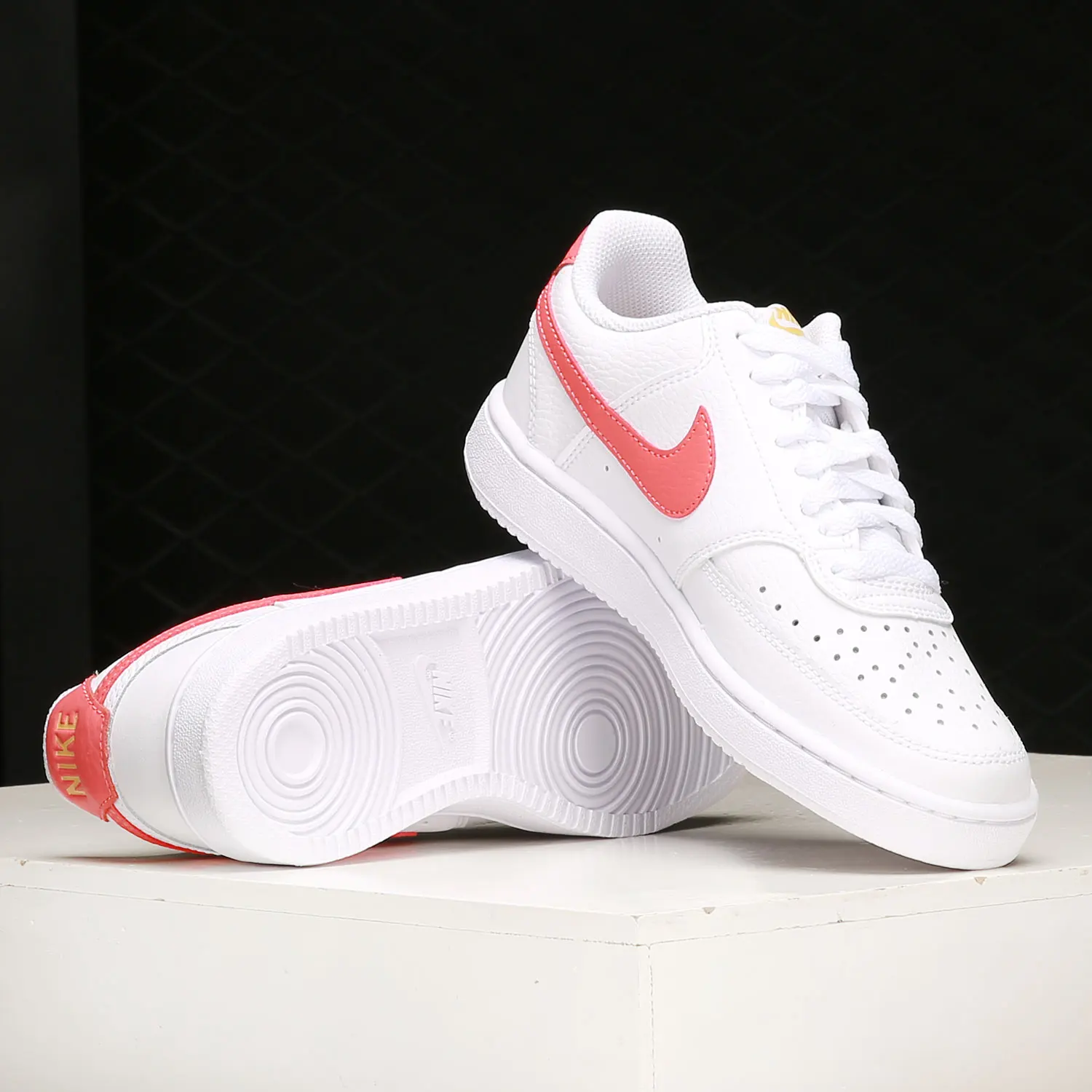 

Оригинальные женские кроссовки для спорта и отдыха Nike COURT VISION LOW CD5434-112