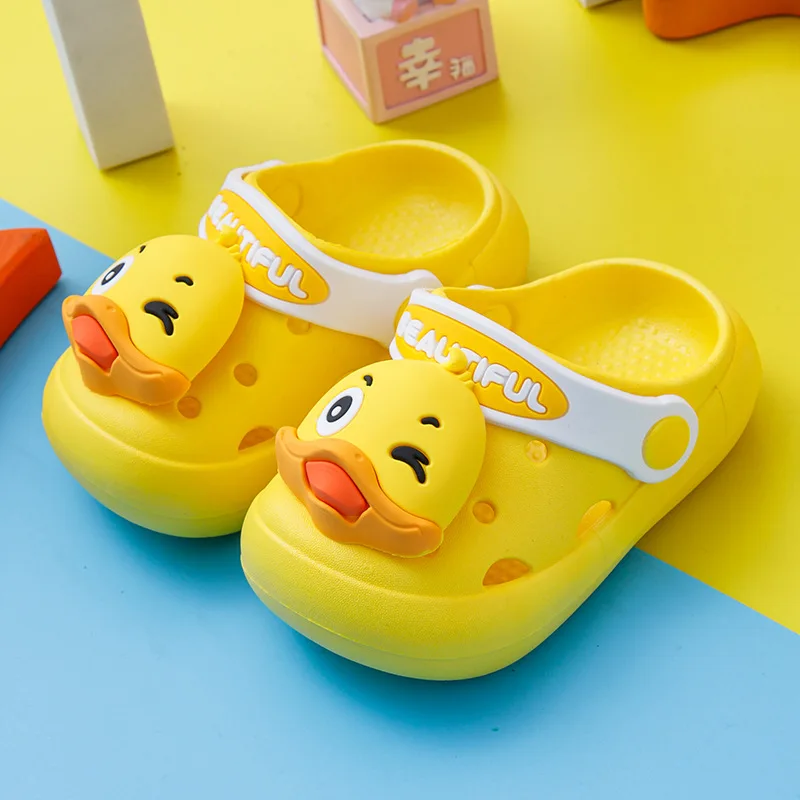 Soft Slides Kids Summer Outdoor Sport Sandals Beach Shoes Boys Girls Close Toe Cartoon Anti-Slip Cute stereoscopic Pony Sandals