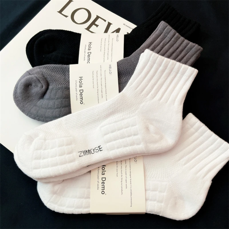Men's Mid-Calf Breathable Cotton Socks High Quality White Sports Socks Basketball Socks Anti-Odor Towel Bottom Short Socks