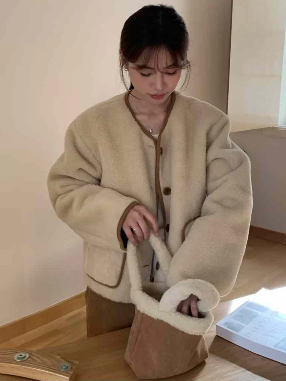 Capispalla invernale da donna, morbido cappotto peloso, chic, vintage, aosphere, set in due pezzi con borsa, vestibilità ampia, lungo, Sve V-Ne Bu...