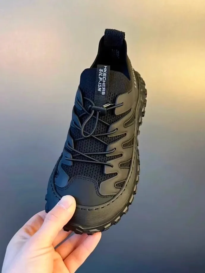 

High Quality Men's Casual Shoes Comfortable Breathable Fly Knit Mesh Upgraded Version Fashionable Lightweight Elegant