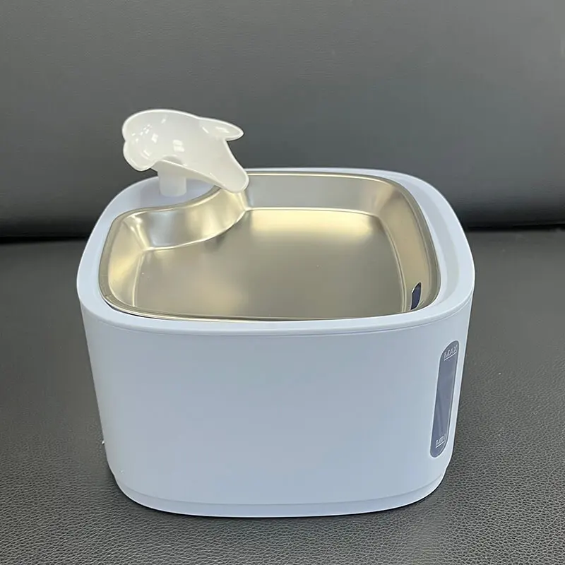 White Pet Drinking Fountain Cat Water Dispenser Water Bottles Pet Use Custom Logo Usb charging Stainless Steel water plate