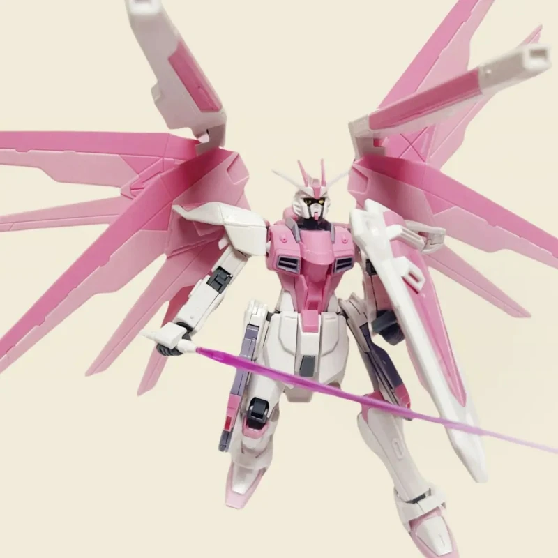 

ZGMF-X10A HG 1/144 Сборная модель меха Freshman Freedom, фигурки, цветовая гамма «Цветущая вишня», детская игрушка, подарок, украшение
