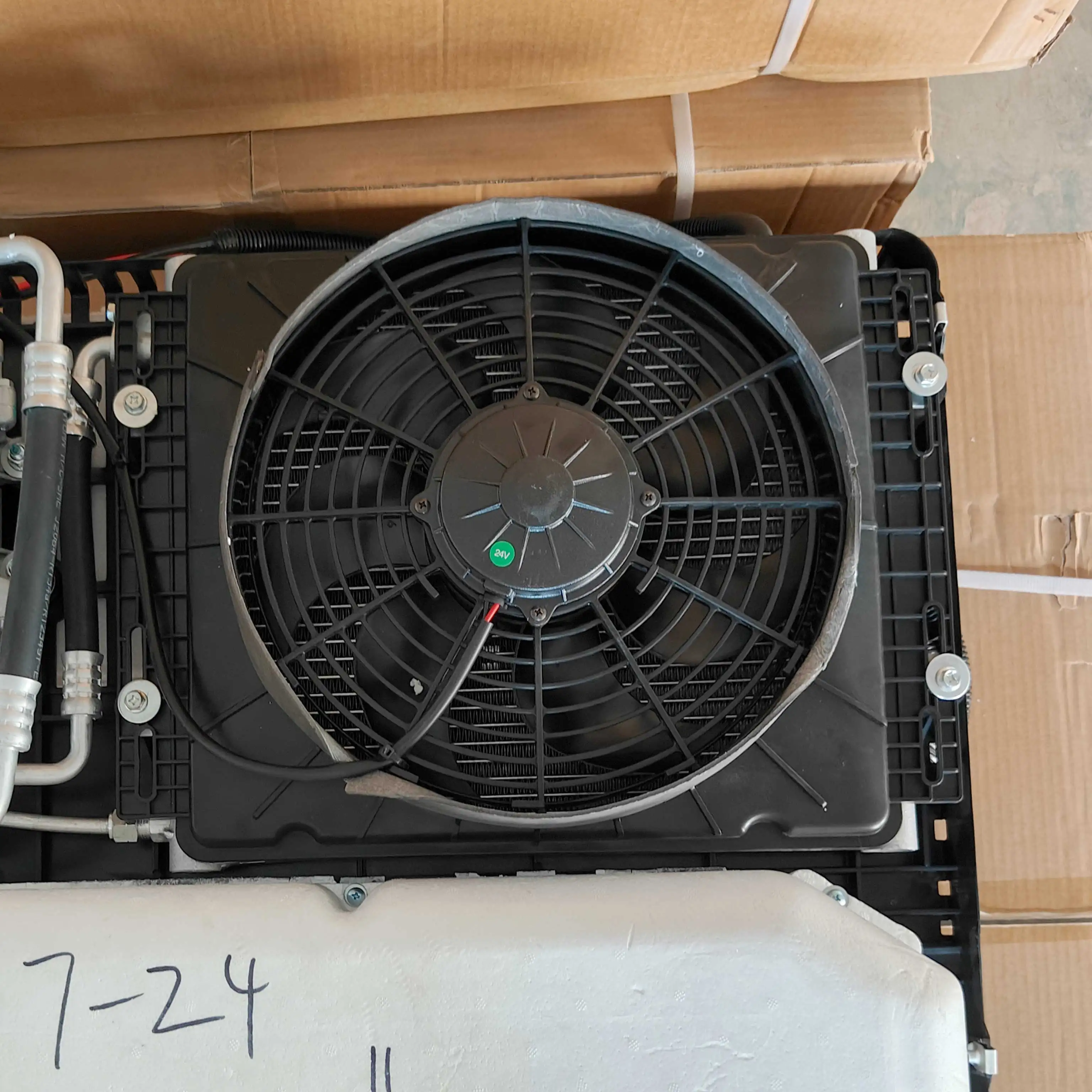 أنظمة تكييف الهواء بدون فرش للسيارات عن بعد على السطح Rv 12 فولت 24 فولت مكيف الهواء شاحنة تكييف الهواء لشاحنة سيارة تخييم #3