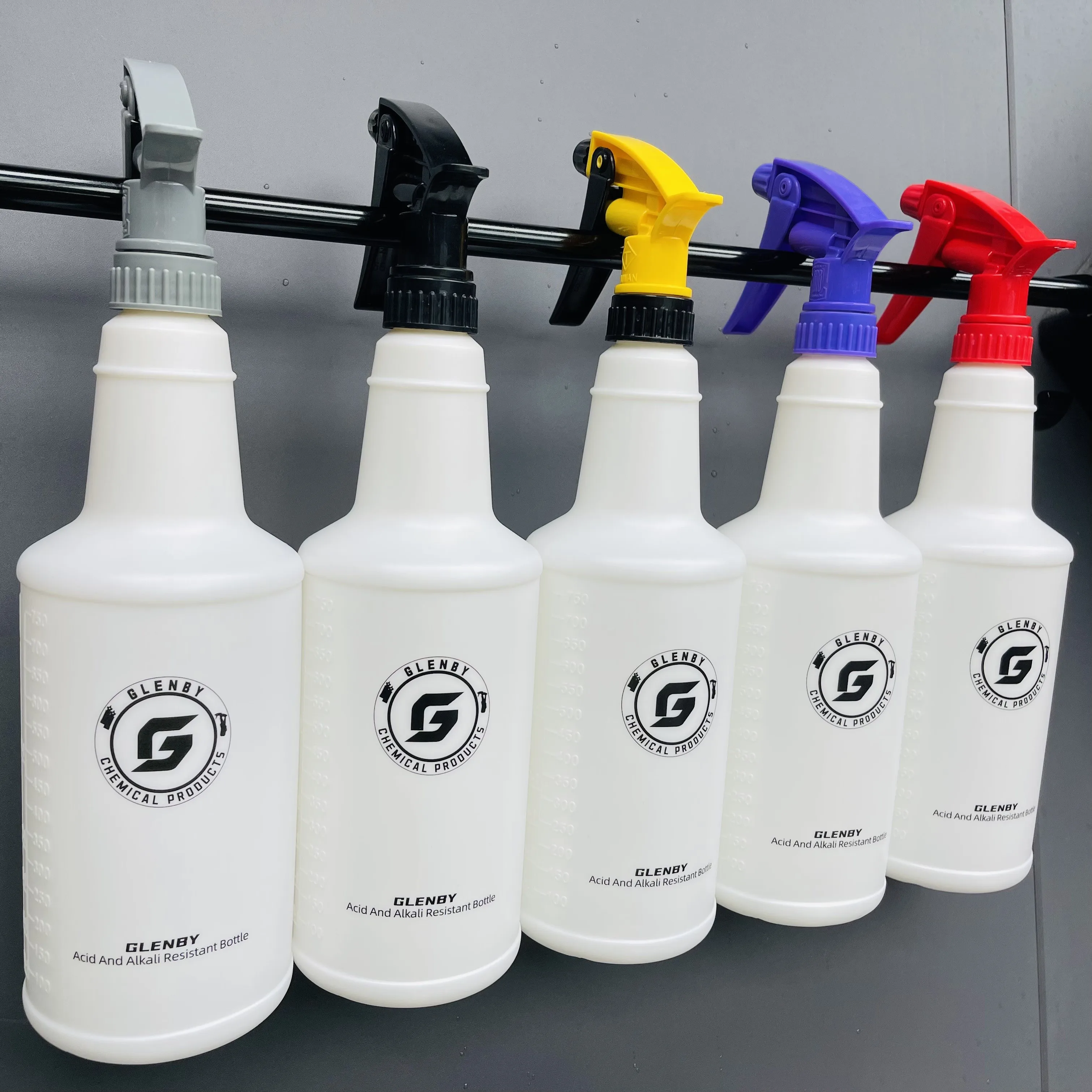 Car Ultra-fine Water Mist Cylindrical Spray Bottle HDPE Chemical Resistant Spray Auto Wash Watering Can, Heavy Duty Spray Bottle