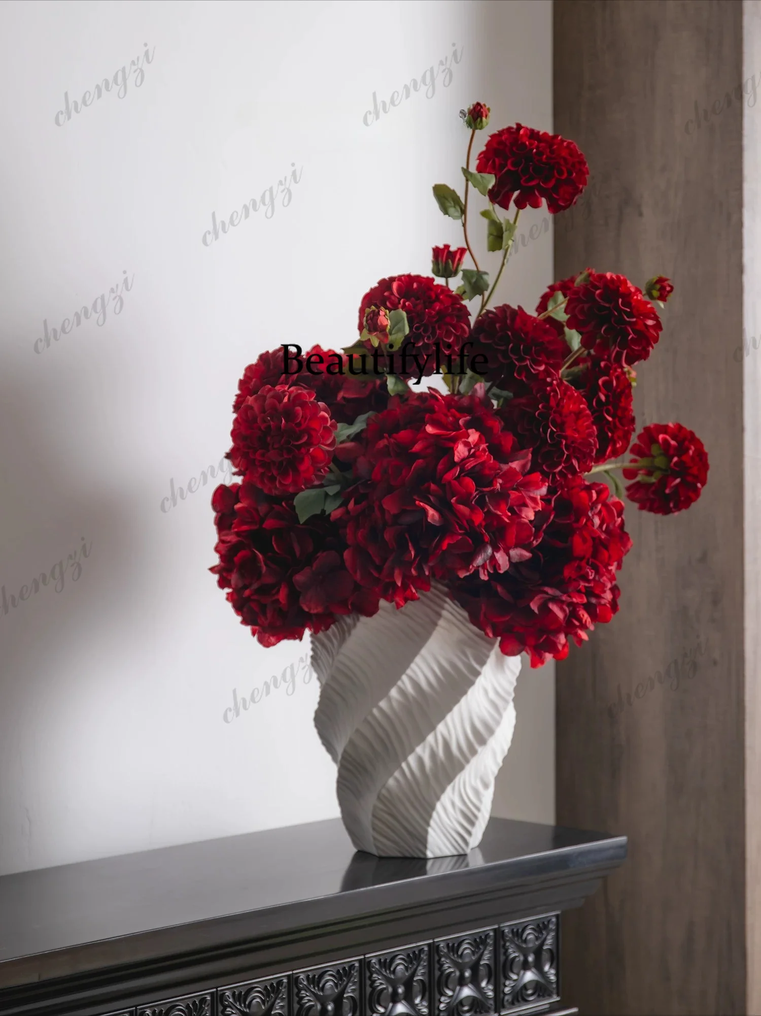 Italian ceramic vase, high-end artistic flower arrangement, high-end decorative ornament