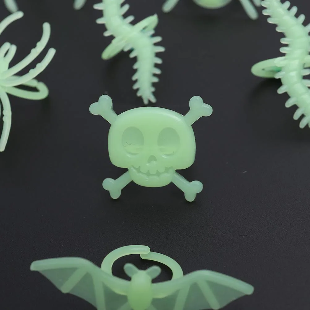 

24Pcs Glow in The Finger Rings Halloween Party Favors Decorations Supplies for Bags Carnival Prizes