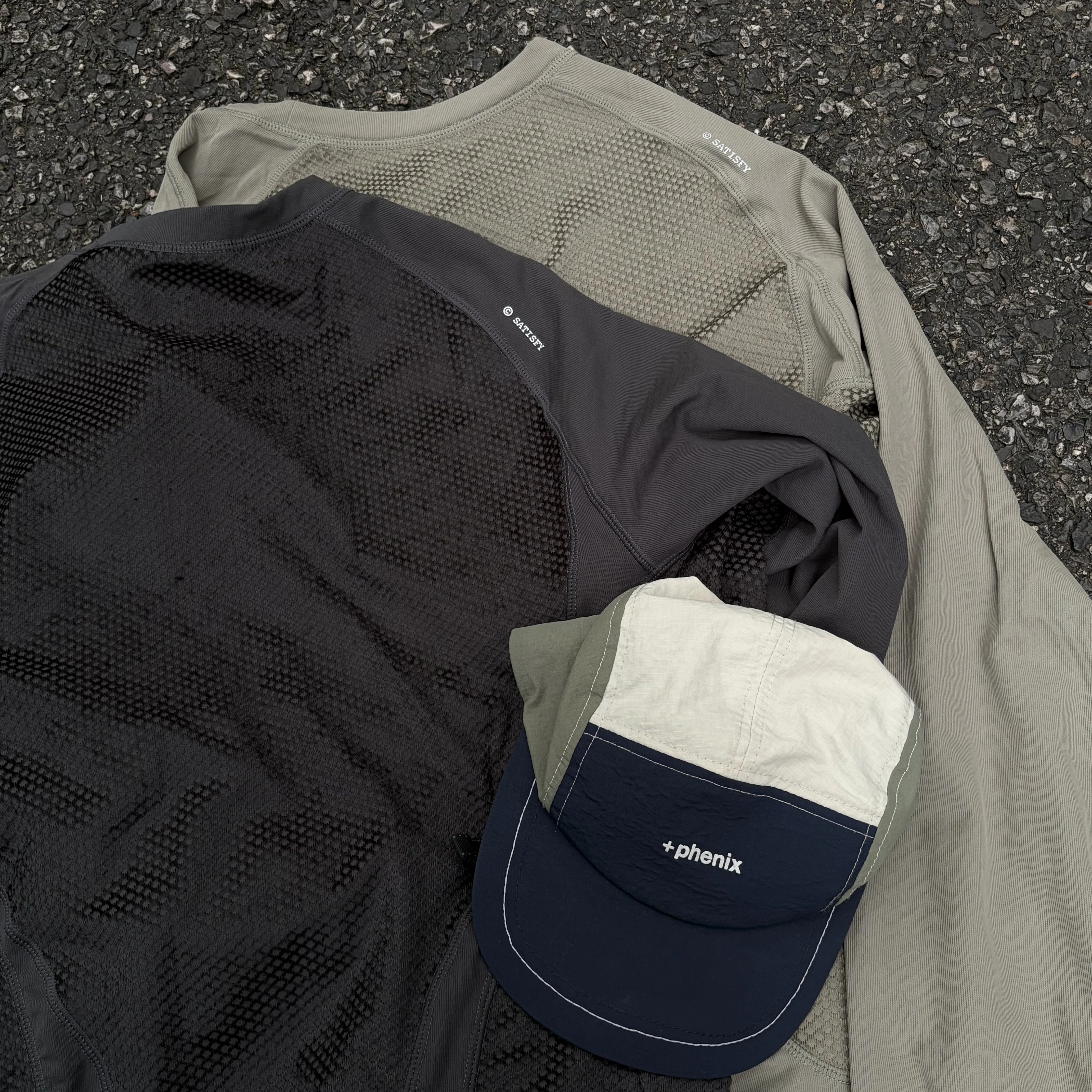 Satisfy Running Honeycomb Tech Single-Way Moisture Wicking Quick Dry Long Sleeve T-shirt Running Workout Breathable Athletic Top