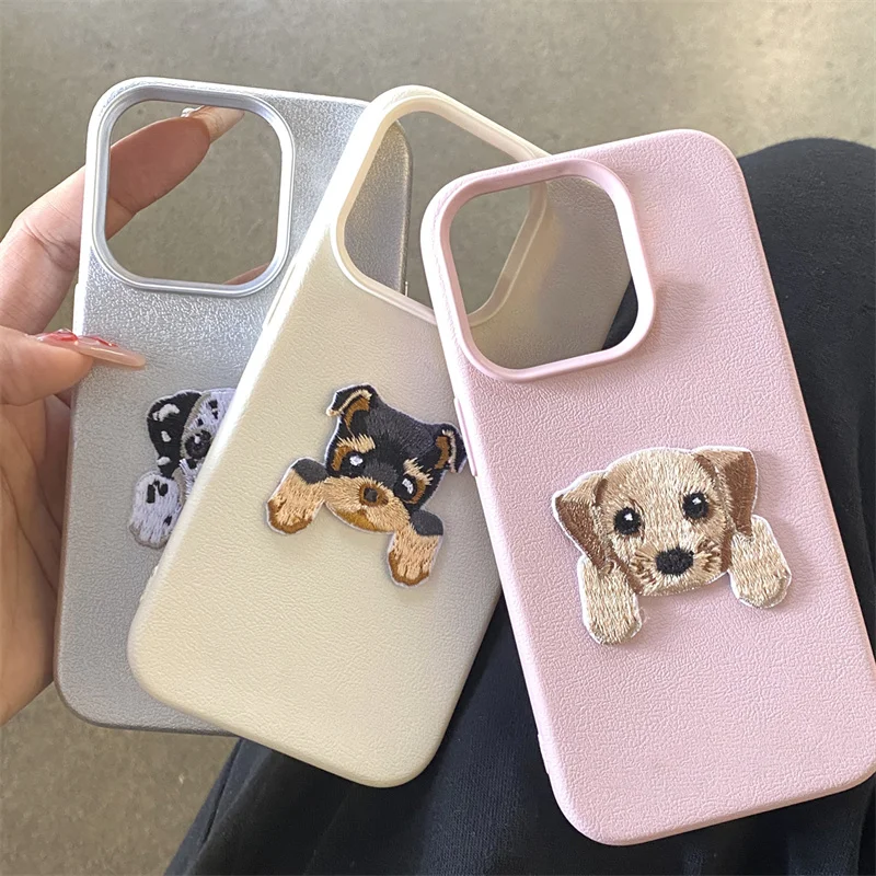 Cute Cartoon Embroidery Dog Phone Case For iPhone 16 15 14 13 12 Pro Max Plus Lovely Lychee Pattern Shockproof Soft Back Cover