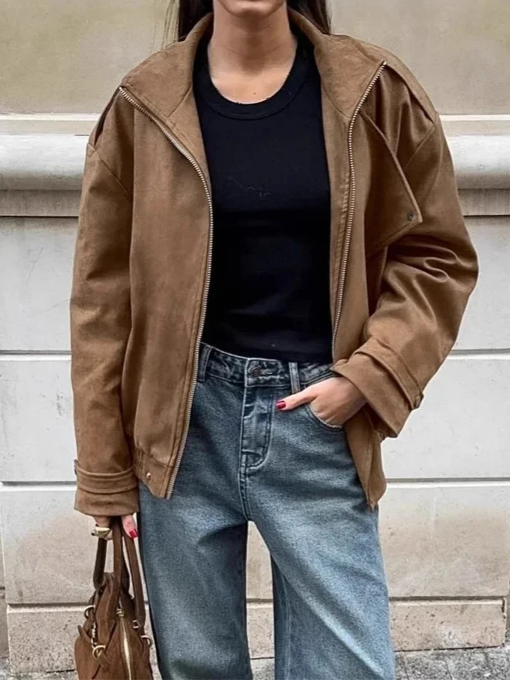 

Woman Brown Suede Bomber Jacket Zipper Cover Flip Collar Thin Loose Street Coat 2025 Lady Autumn Casual Fashion Commuter Outwear