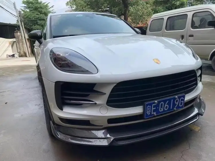 Carbon Fiber Front Lip for 19-22 for Porsche Macan  Body Part