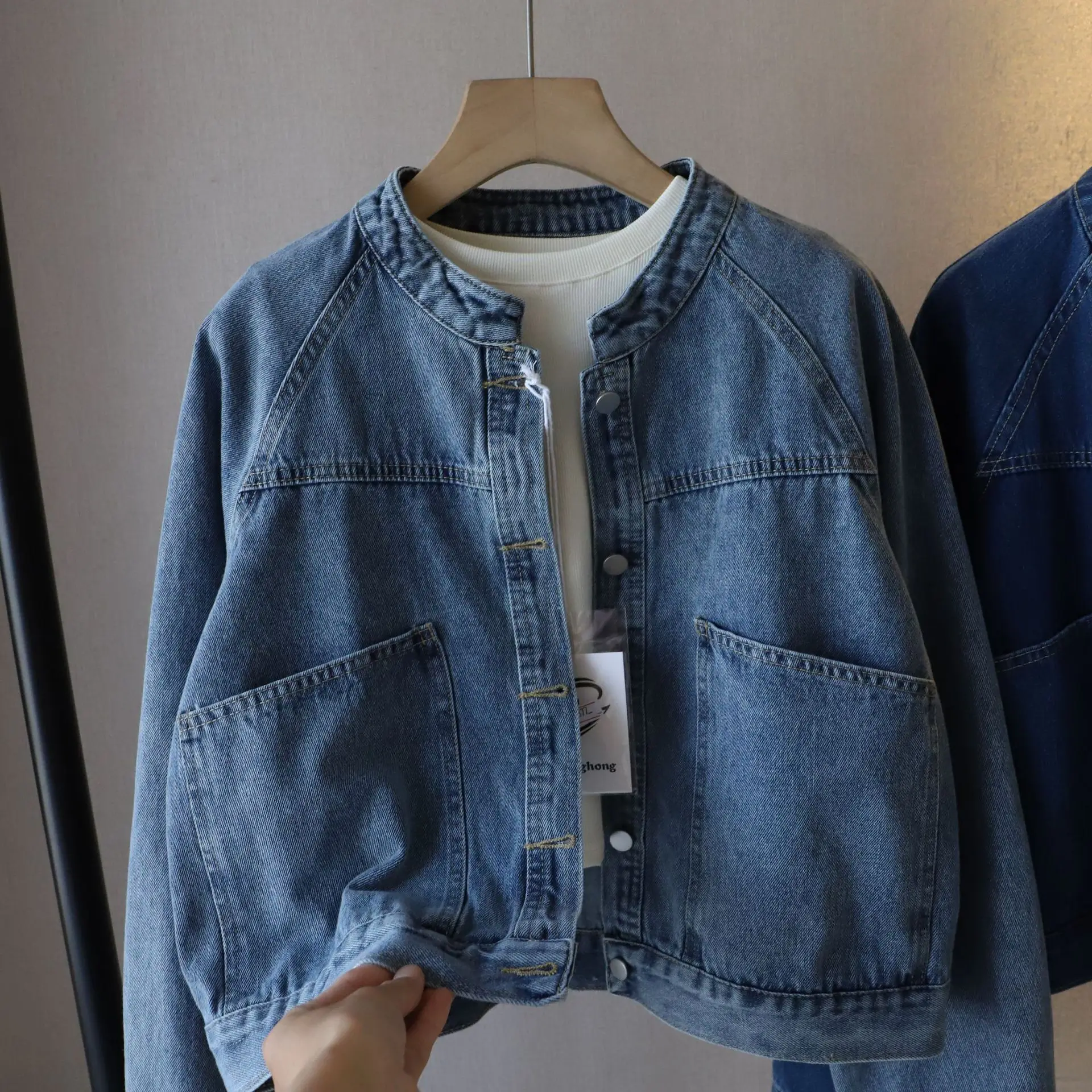 Retro Stand Collar Short Denim Jacket Women's Large Pocket Chic Loose Fit Top Button Closure Cotton Blend Spring 2026