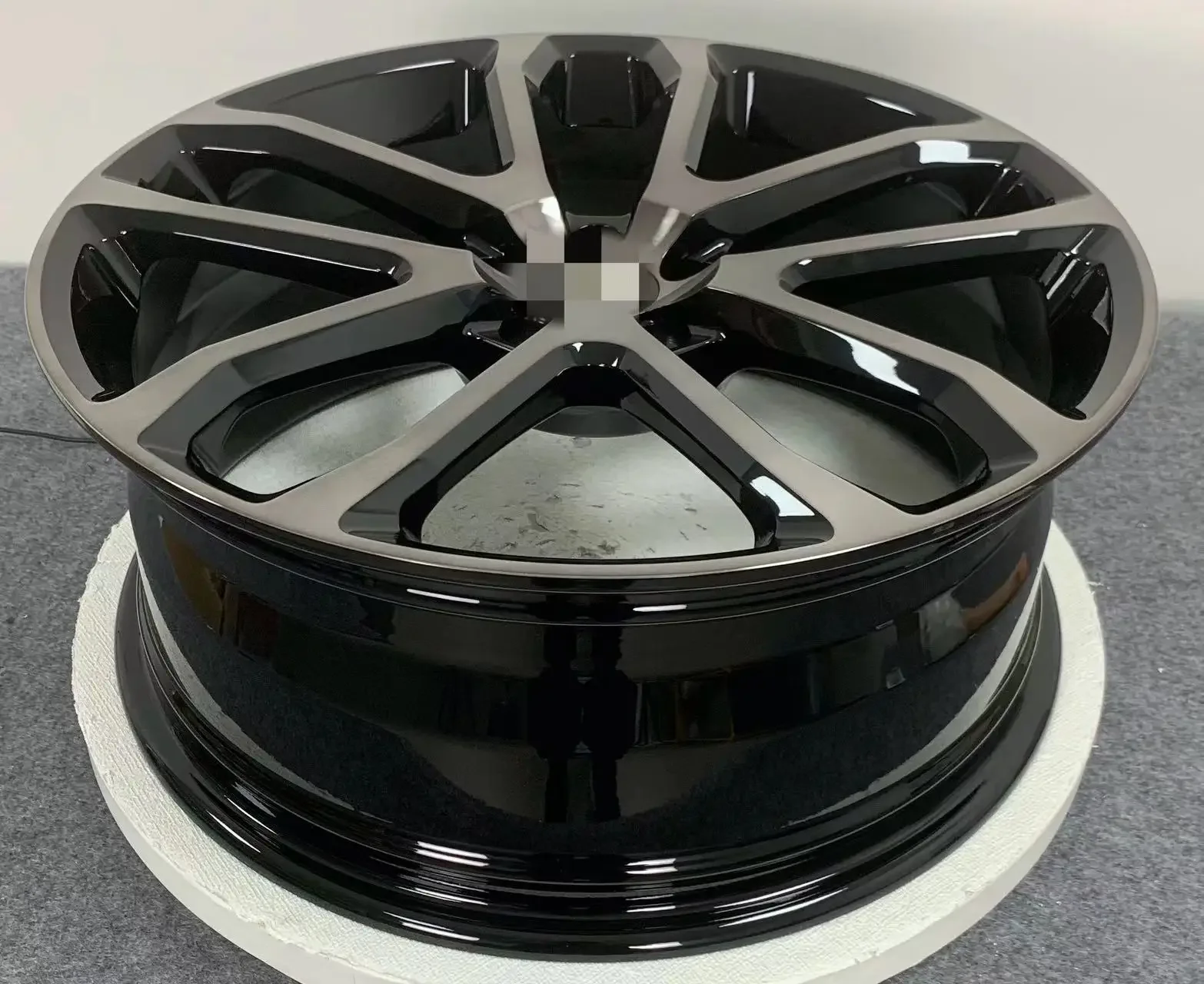 New 19-Inch Aluminum Alloy Forged Wheel Rim Brushed Silver Car Make Compatibility Available