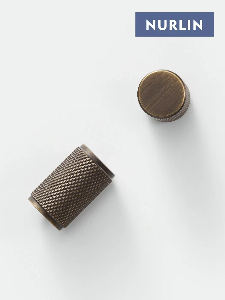 Nurlin Solid Brass Diamond-cut Cross Knurl Pattern Antique Brass Kitchen Cabinet Handles Wardrobe Pull T-bar Knobs