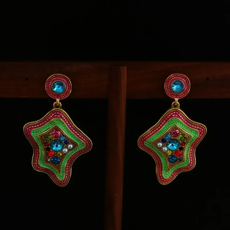 

Retro Style Handpainted Enamel Starfish Pendant Earrings Unique Design Trendy Rainbow Color Rhinestone Paved Earrings